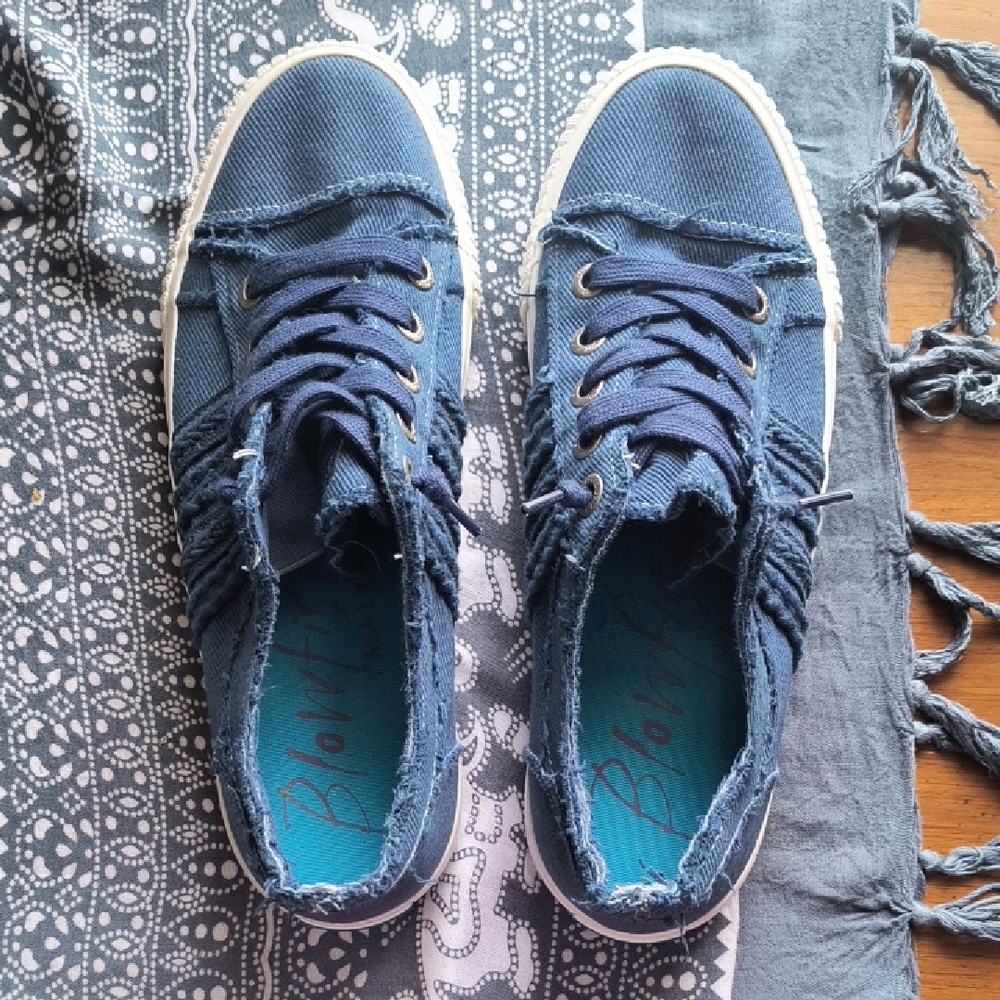 Blowfish Malibu Sneakers - Picture 2 of 7